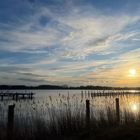 Seeglueck アパート *